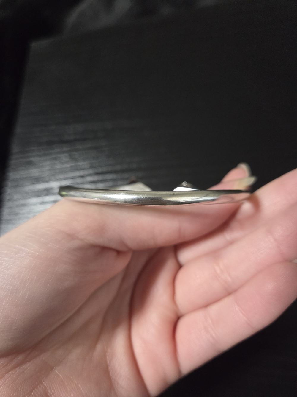 Sterling Silver Cuff Bracelet Open End Shell Bypass Design 12.7g Vintage - Picture 7 of 7